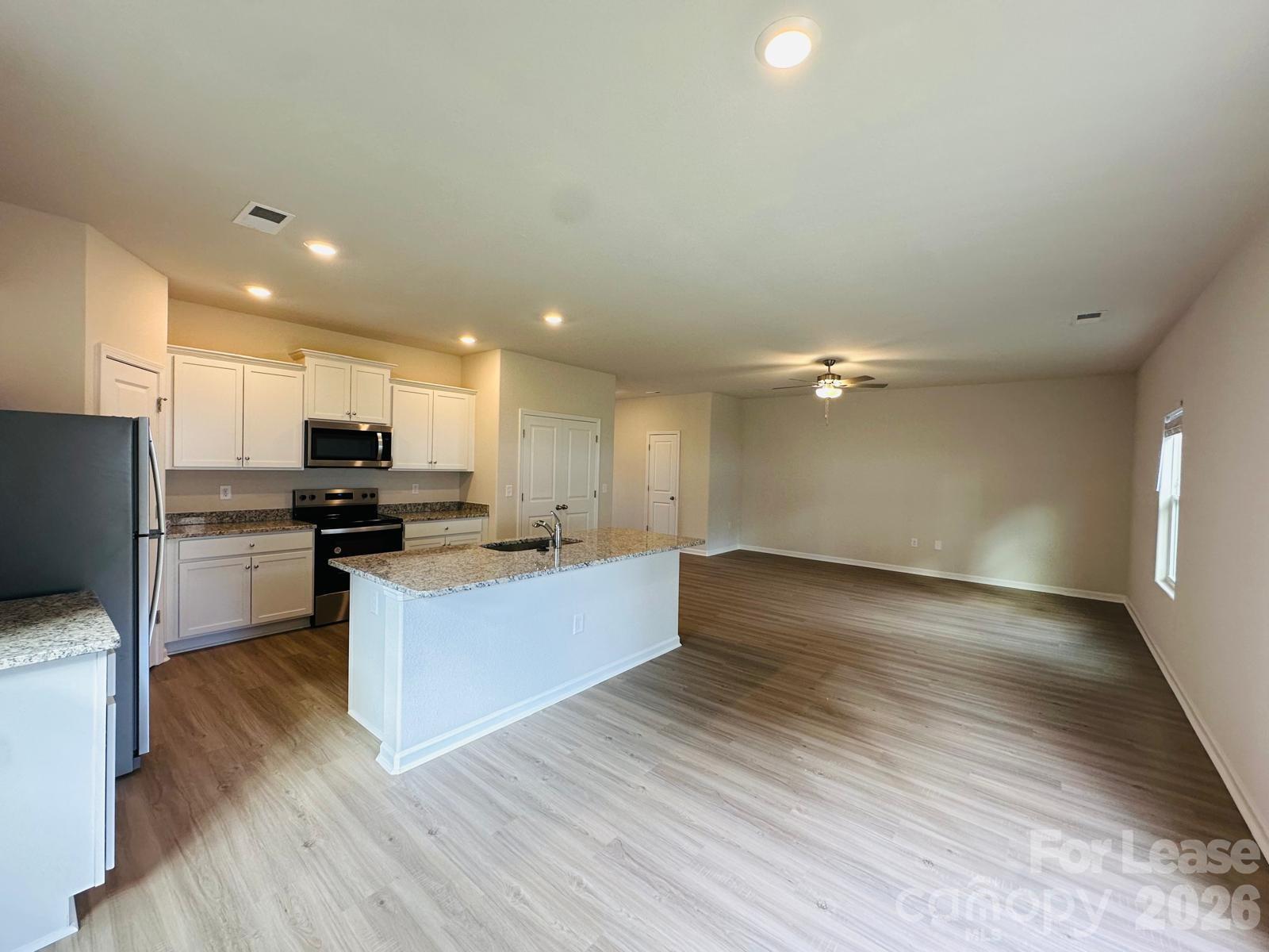 6322 Lowe Lane Charlotte NC 28214