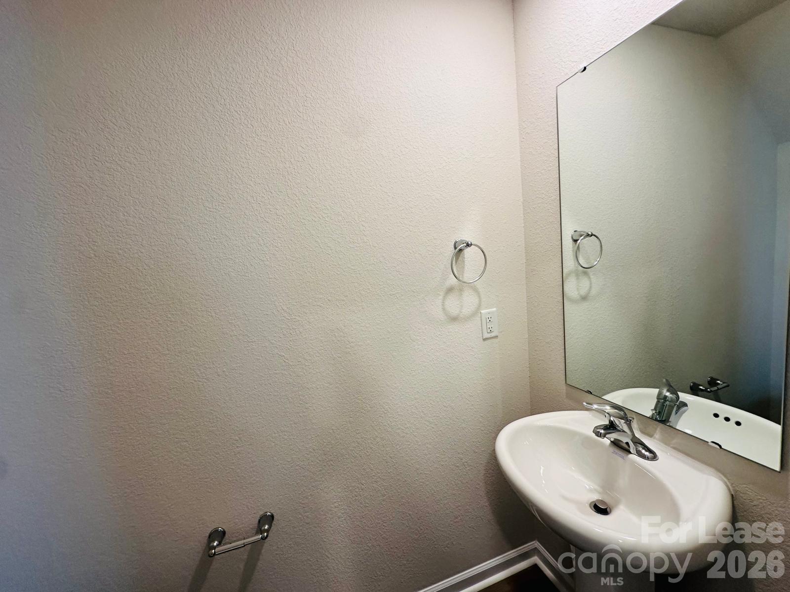 6322 Lowe Lane Charlotte NC 28214