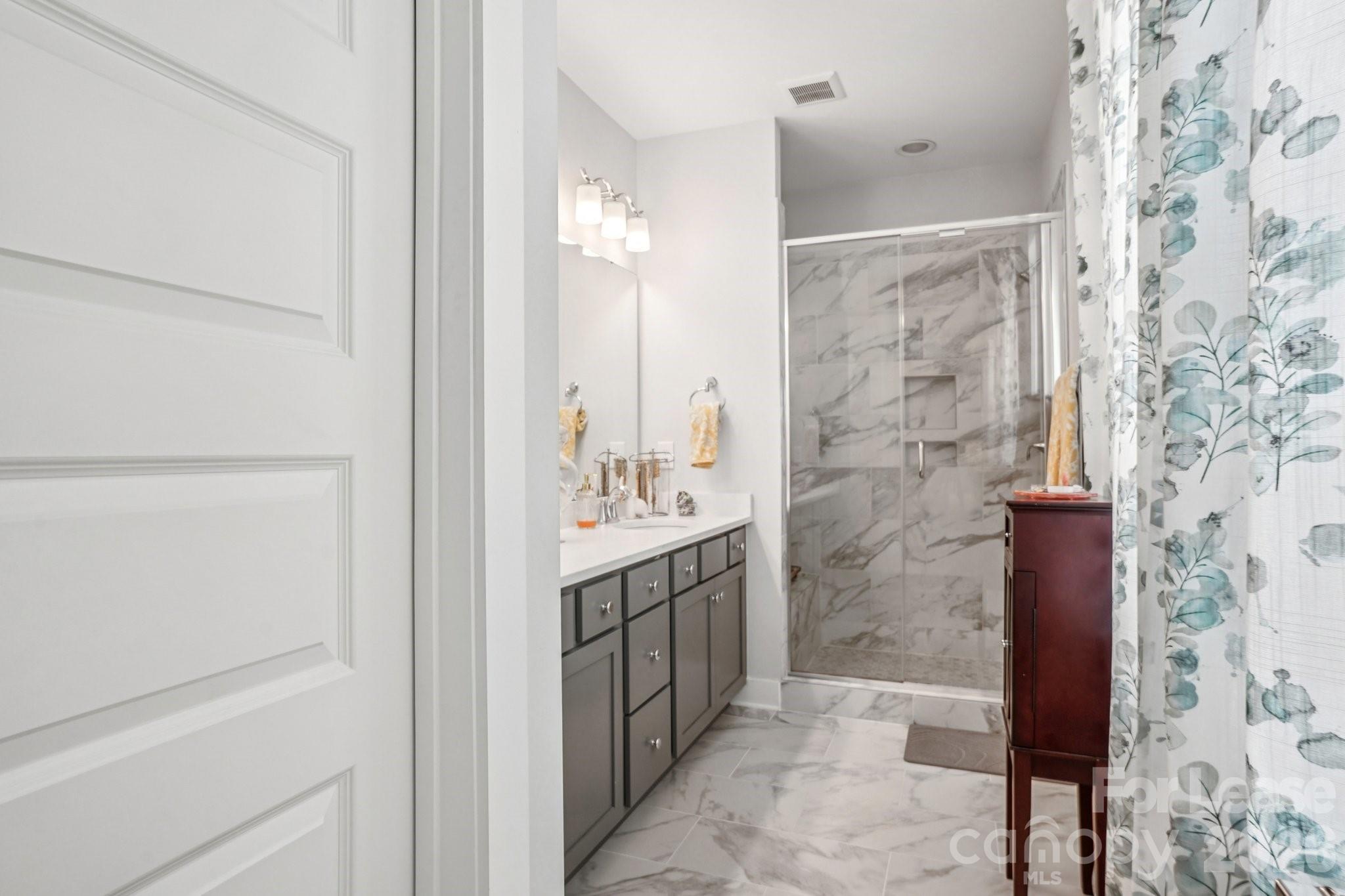 2242 Electric Lane Charlotte NC 28205