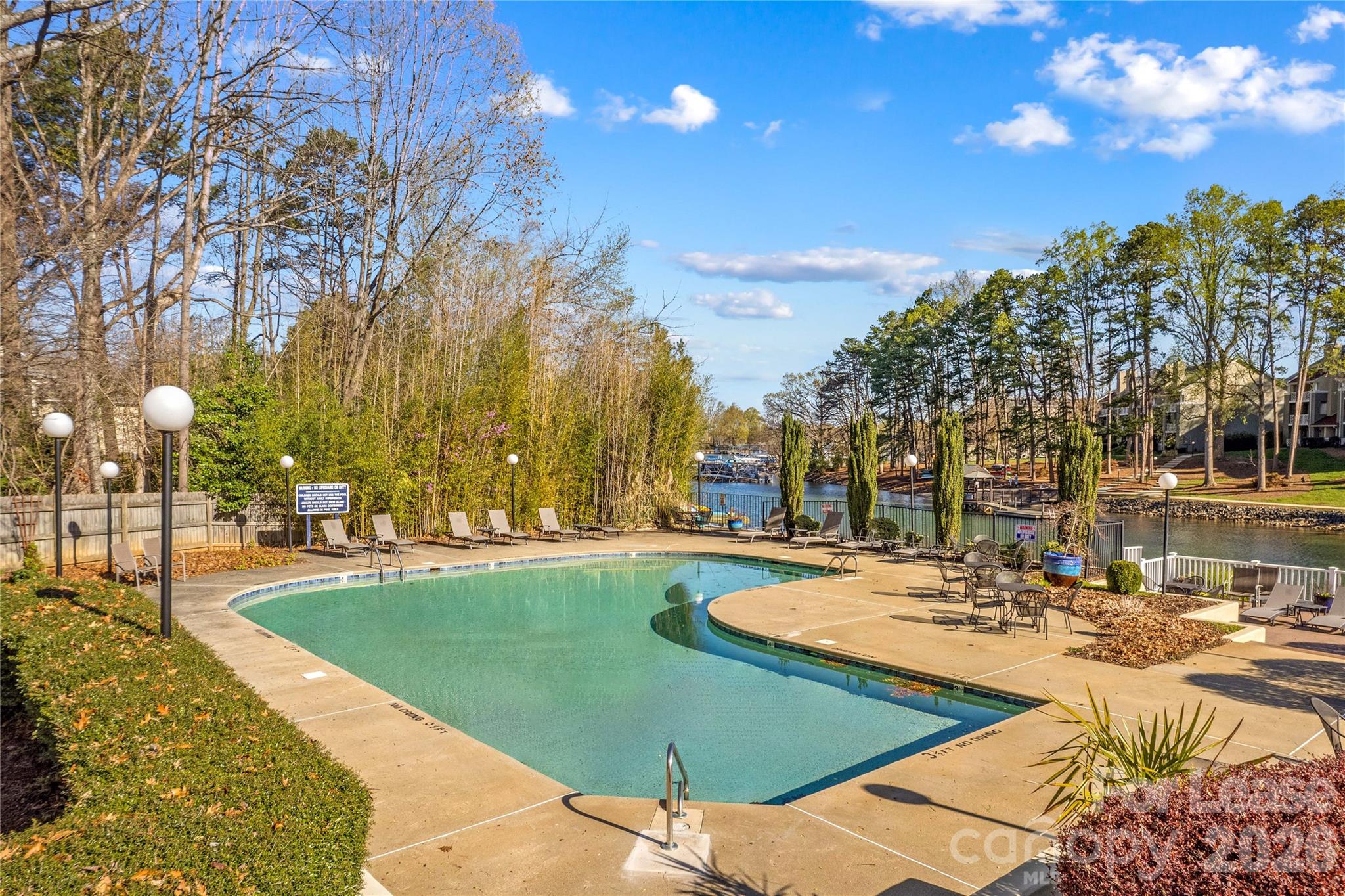 19843 Henderson Road Cornelius NC 28031
