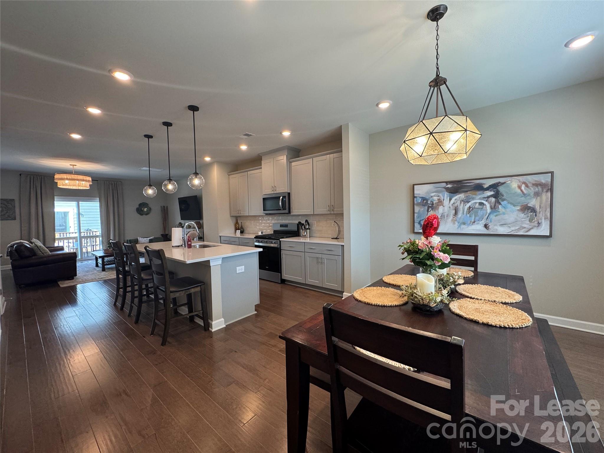 3738 Memorial Parkway Charlotte NC 28217