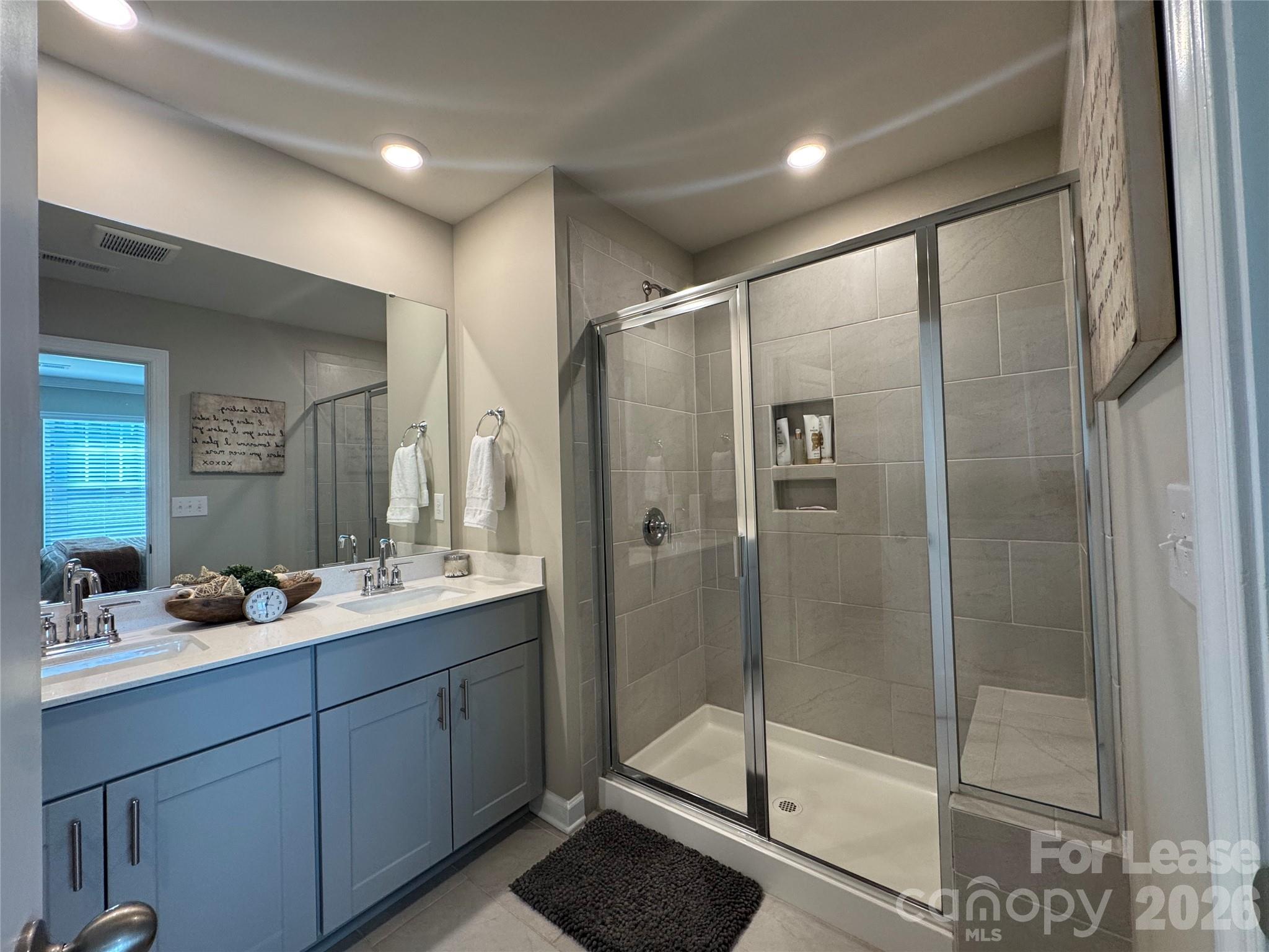 3738 Memorial Parkway Charlotte NC 28217