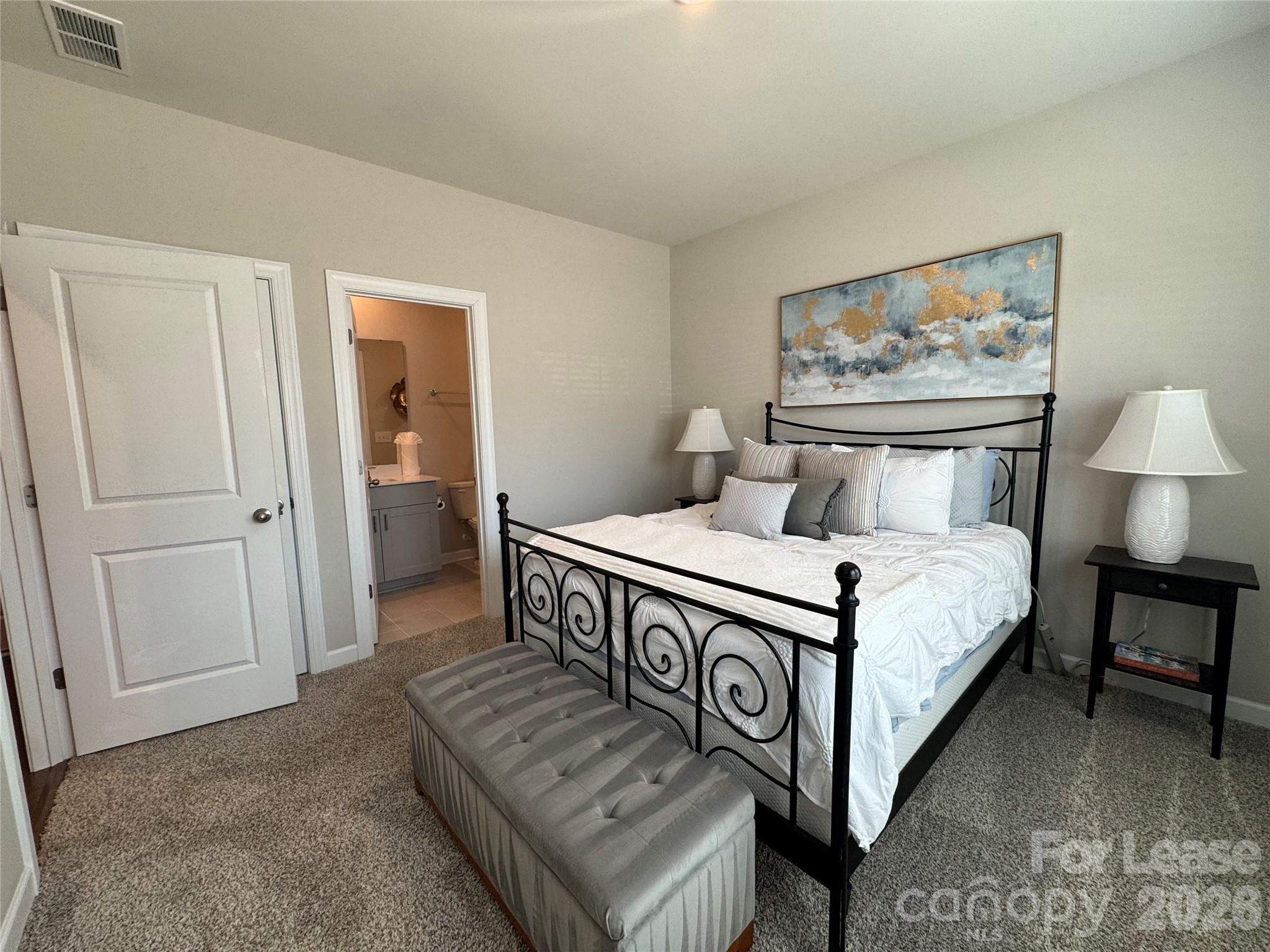 3738 Memorial Parkway Charlotte NC 28217