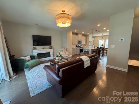 3738 Memorial Parkway Charlotte NC 28217