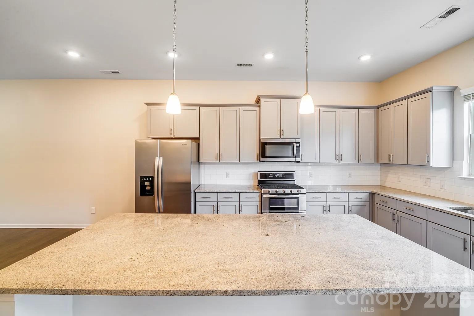 9420 Ainslie Downs Street Charlotte NC 28273