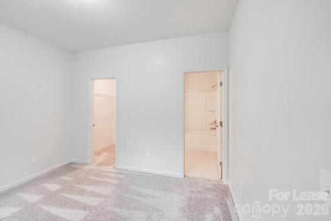 9420 Ainslie Downs Street Charlotte NC 28273
