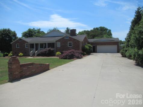 7800 Cherry Point Drive Denver NC 28037