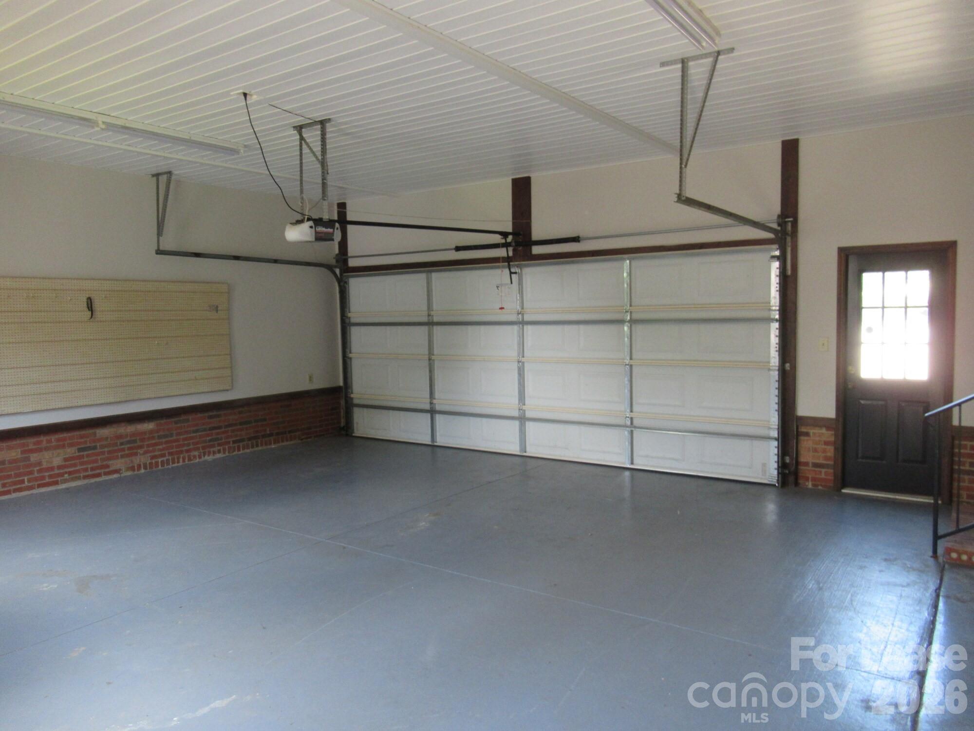 7800 Cherry Point Drive Denver NC 28037