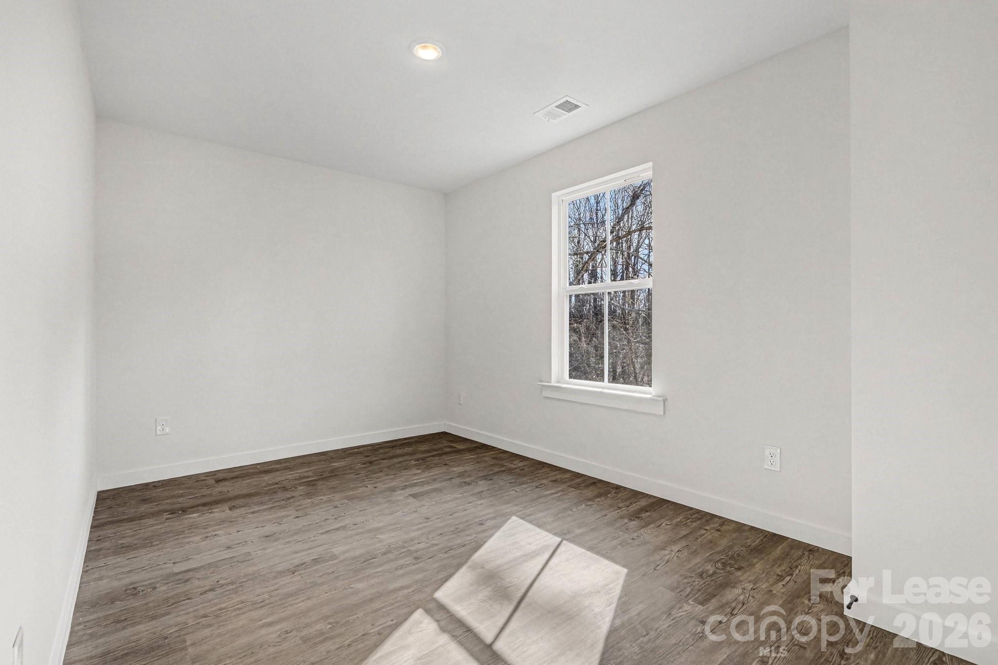 106 10th Avenue SE Hickory NC 28602
