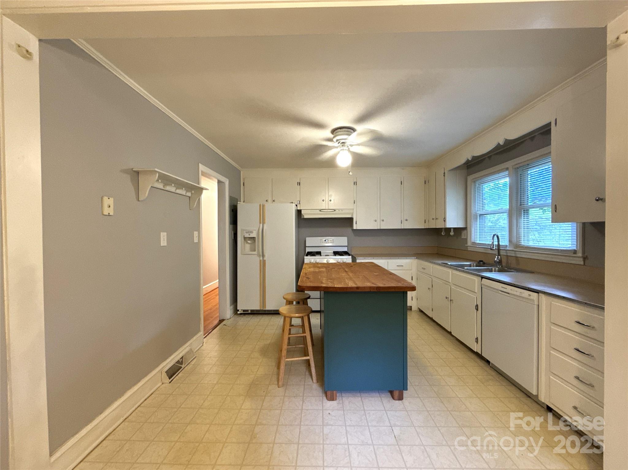 1969 Margate Avenue Charlotte NC 28205