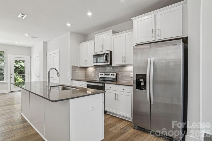 4375 Raleigh Street Charlotte NC 28213