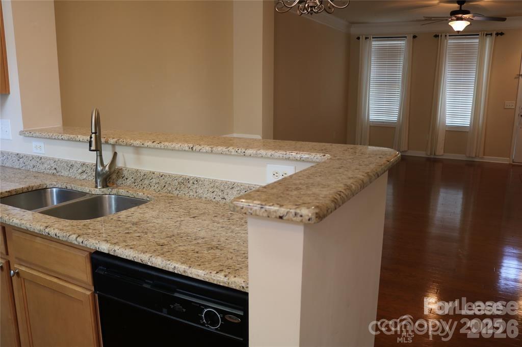 9806 Longstone Lane Charlotte NC 28277
