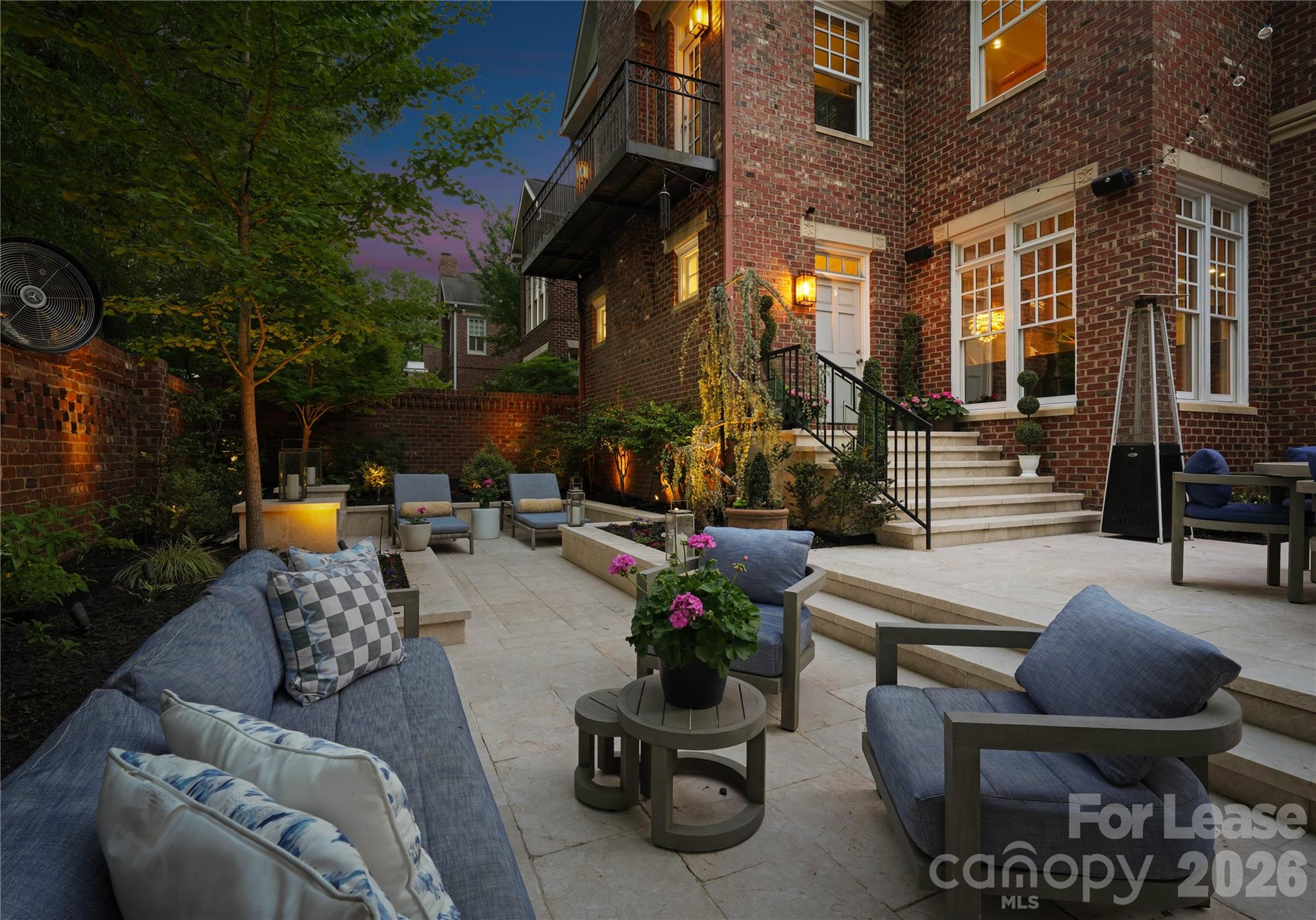 1124 Dilworth Crescent Row Charlotte NC 28203