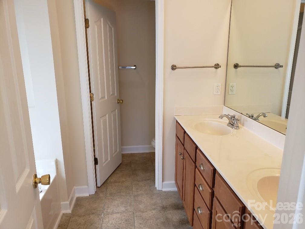 626 Neal Drive Charlotte NC 28213