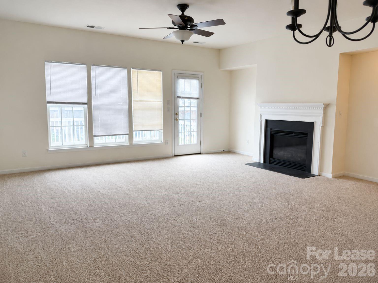 913 Tiger Lane Charlotte NC 28262