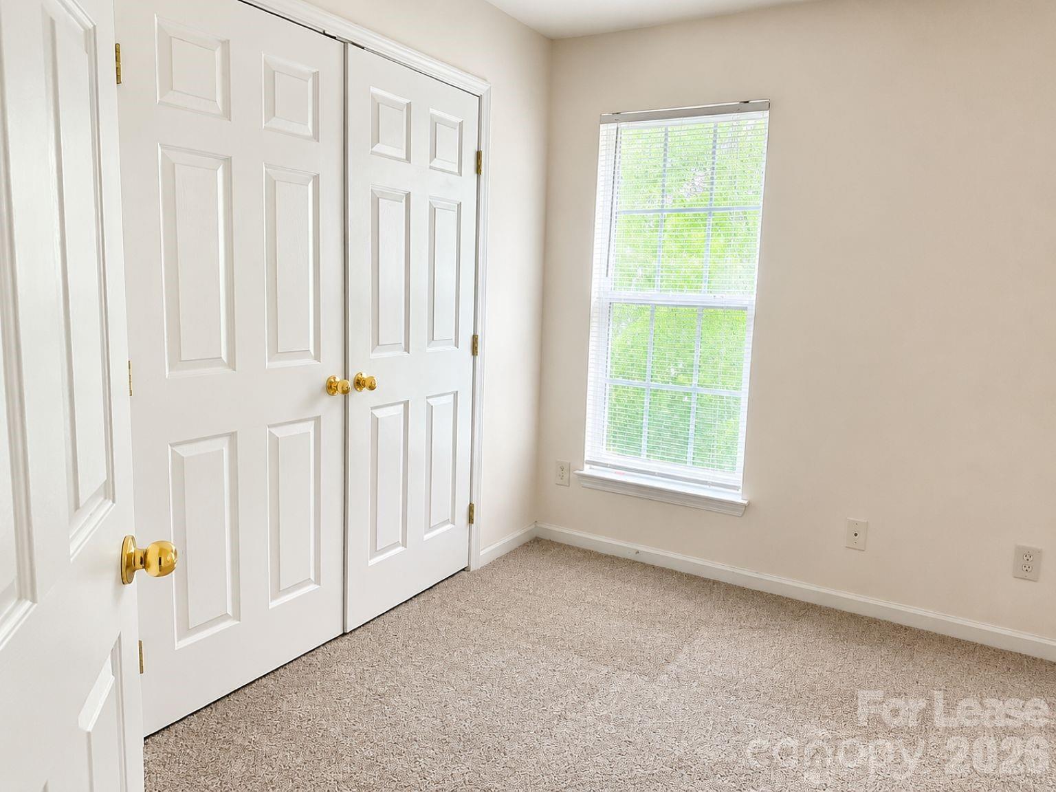 913 Tiger Lane Charlotte NC 28262
