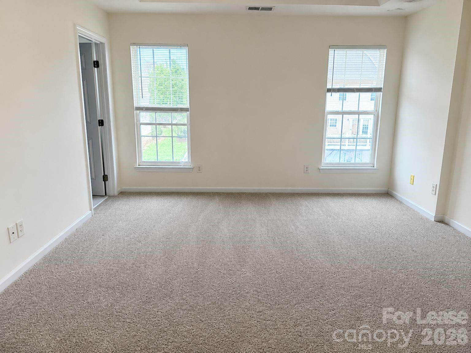 913 Tiger Lane Charlotte NC 28262