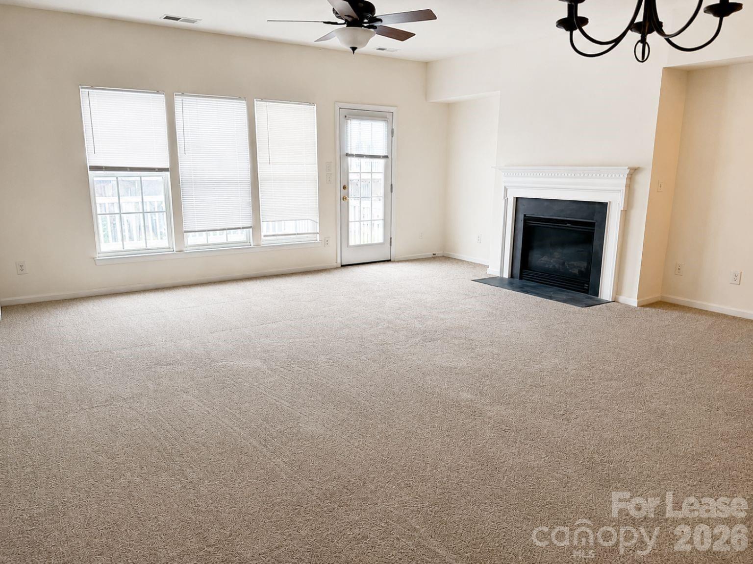 913 Tiger Lane Charlotte NC 28262