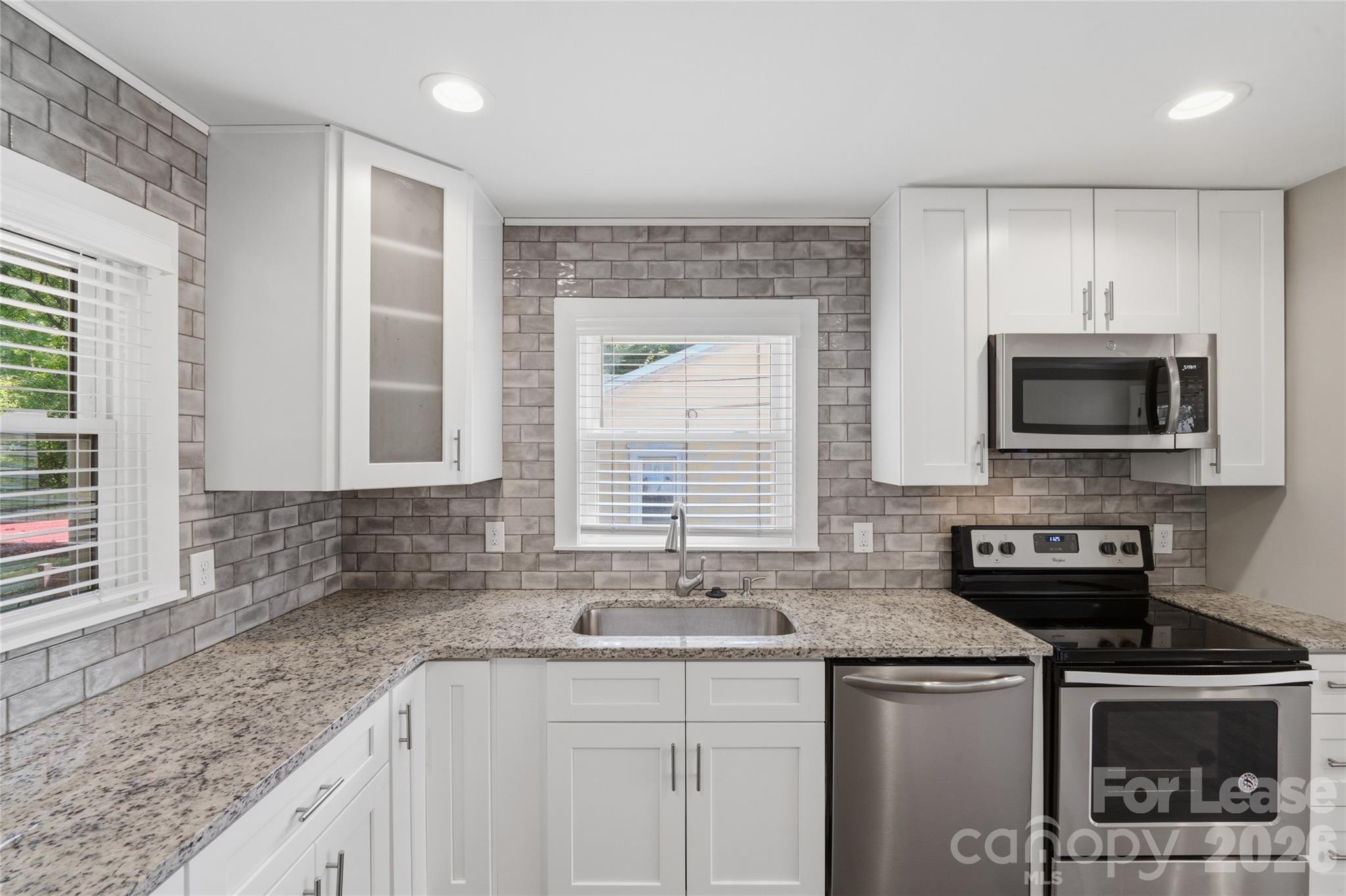 4239 Dinglewood Avenue Charlotte NC 28205