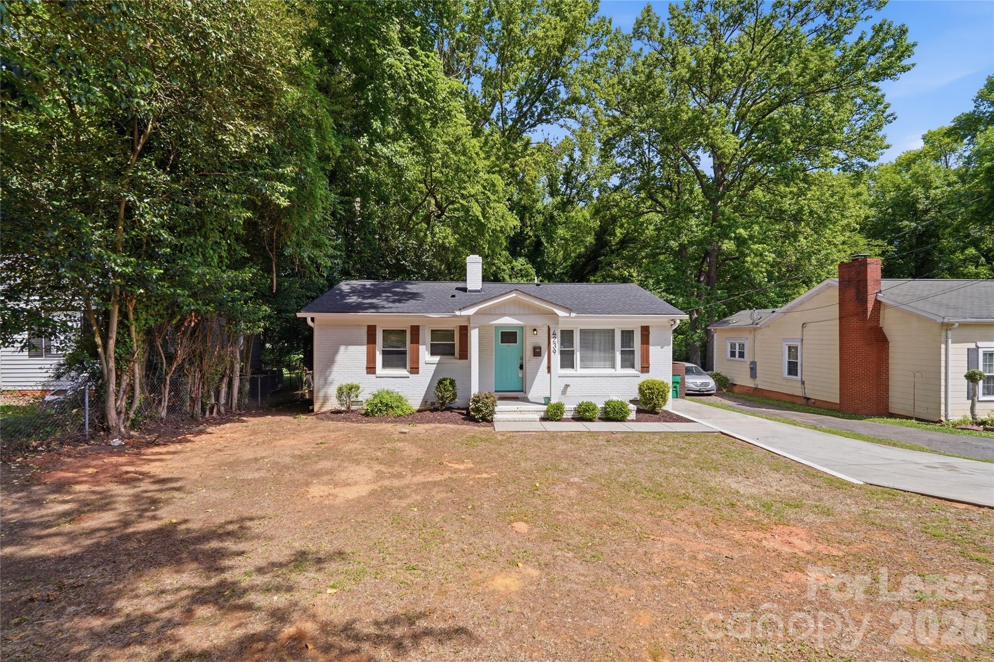 4239 Dinglewood Avenue Charlotte NC 28205
