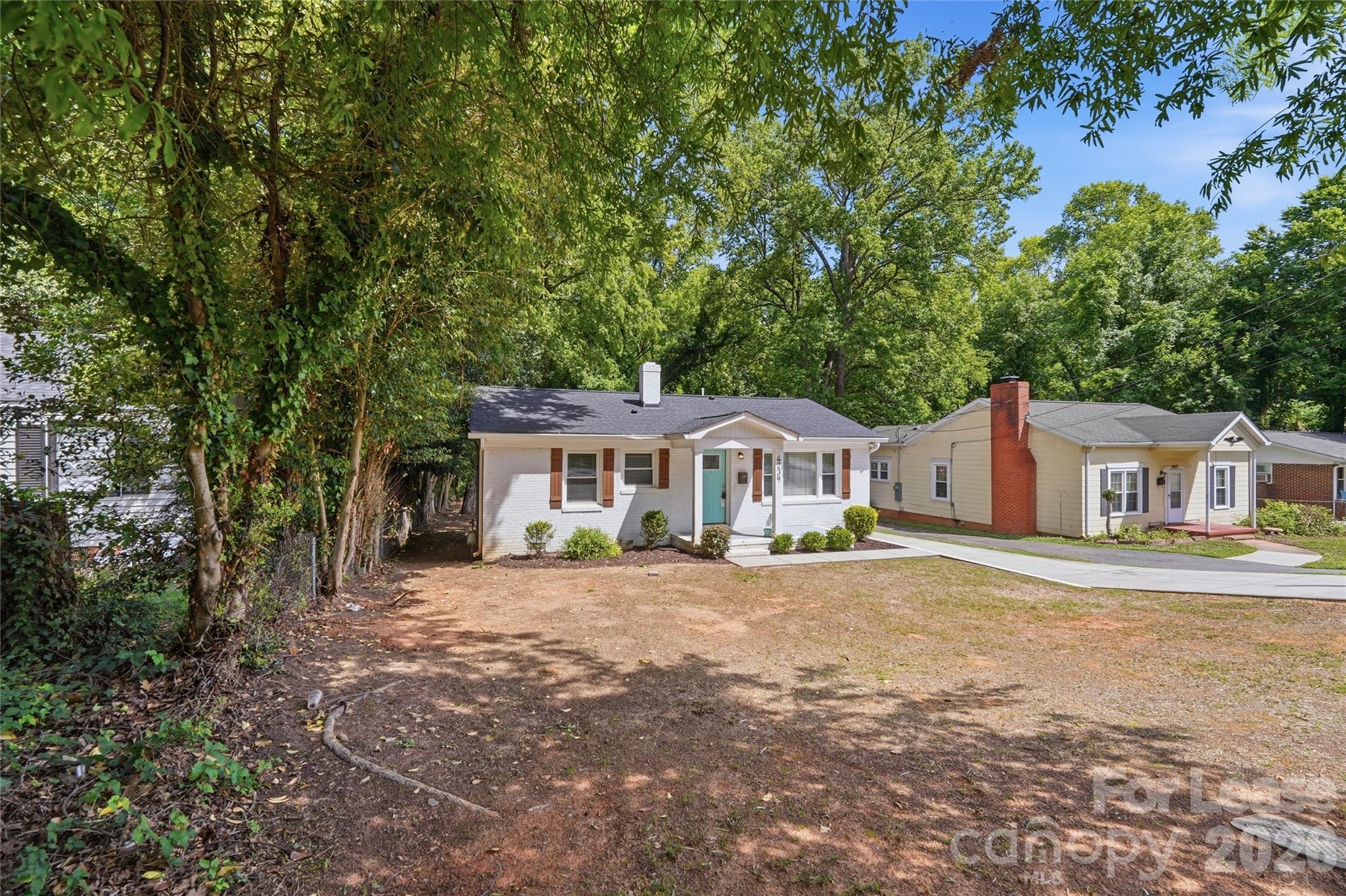 4239 Dinglewood Avenue Charlotte NC 28205