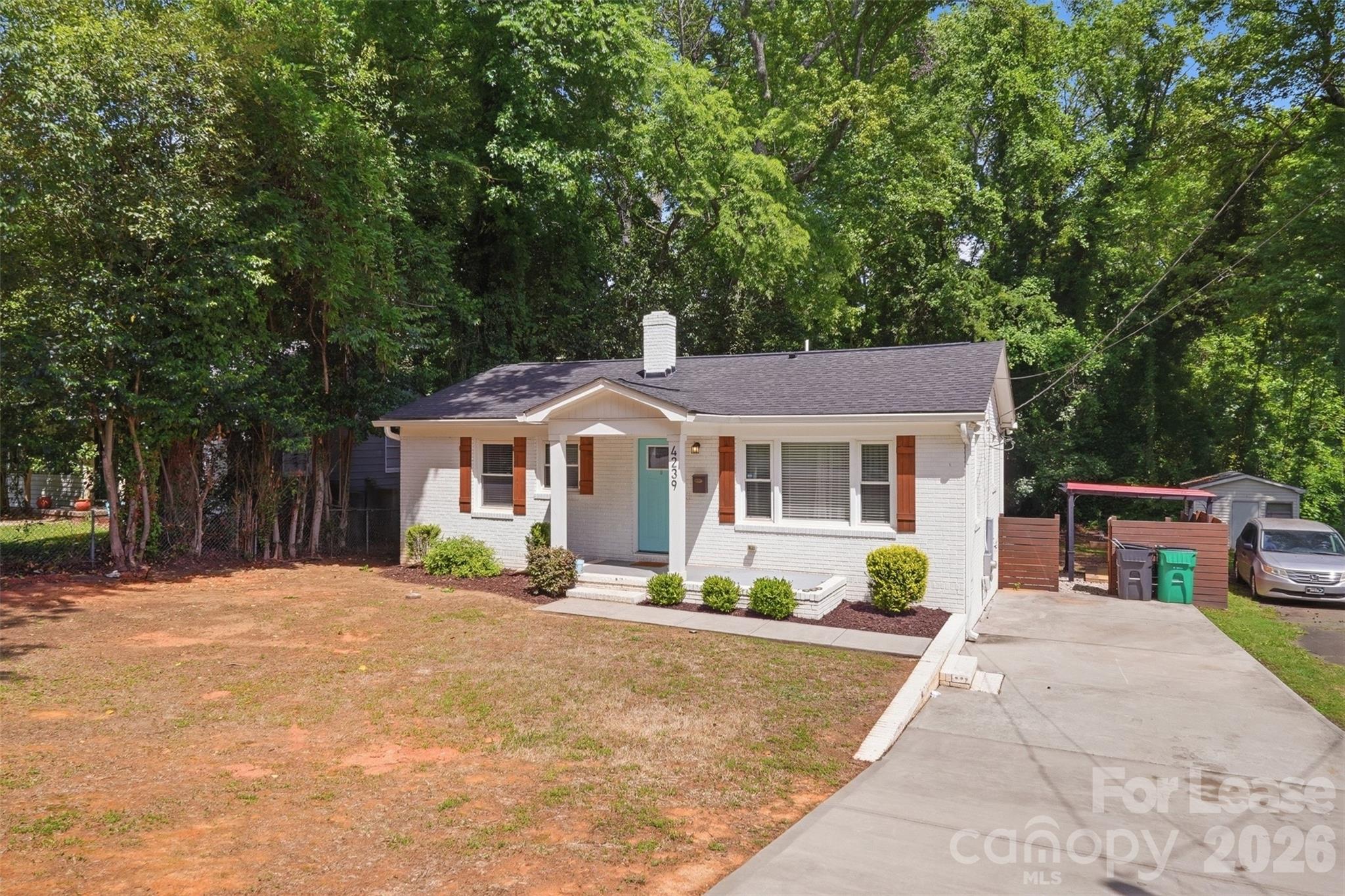 4239 Dinglewood Avenue Charlotte NC 28205