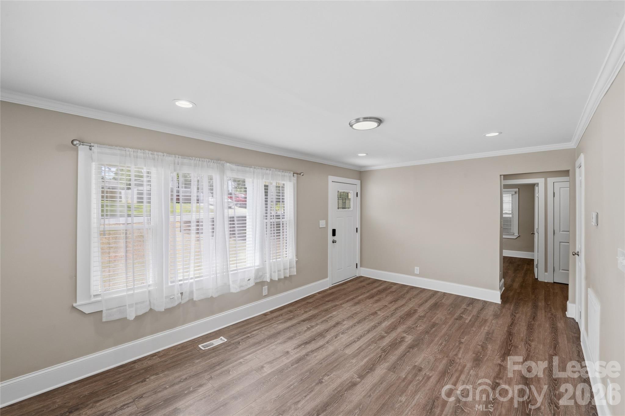 4239 Dinglewood Avenue Charlotte NC 28205
