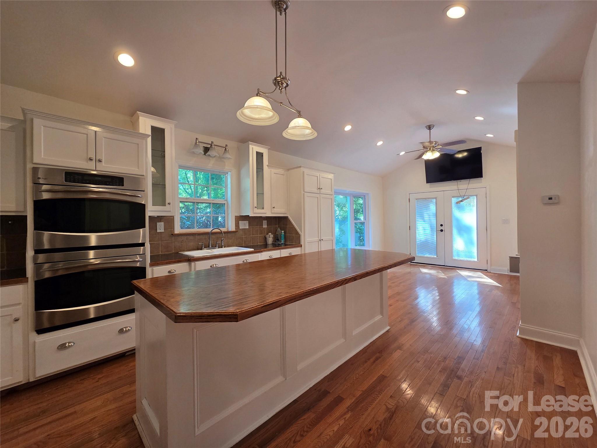 819 S South Street Gastonia NC 28052