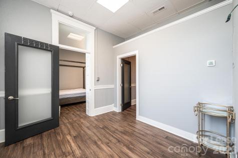 426 2nd Avenue SE Hickory NC 28601