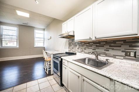 426 2nd Avenue SE Hickory NC 28601