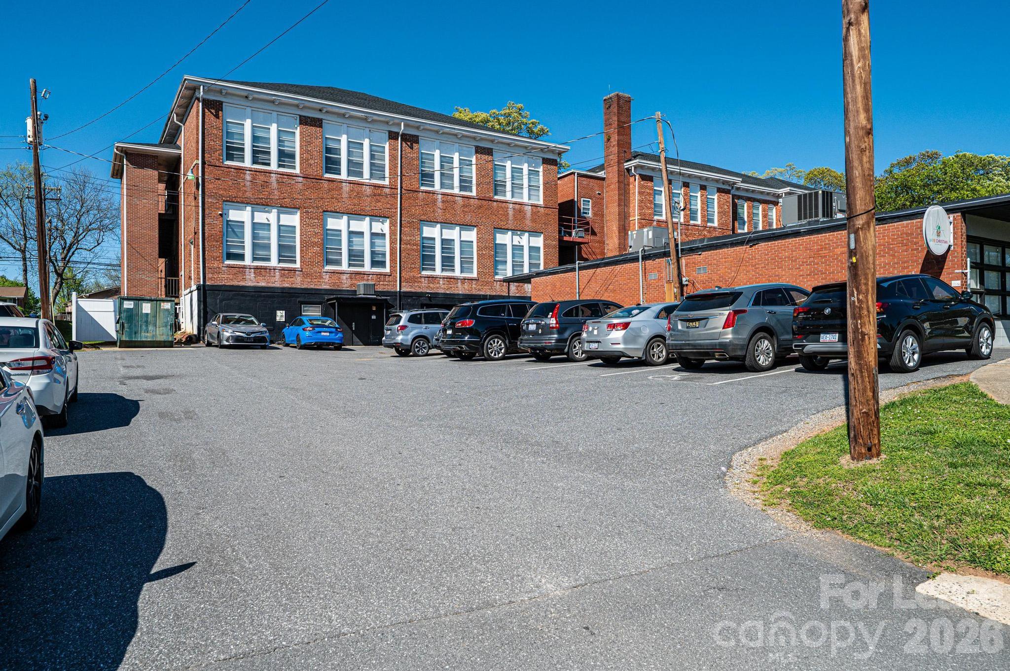 426 2nd Avenue SE Hickory NC 28601