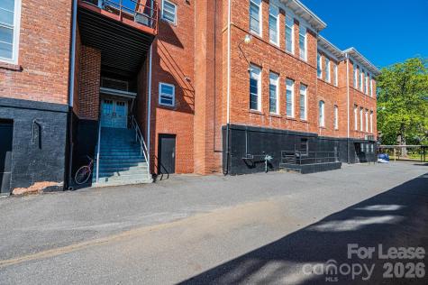 426 2nd Avenue SE Hickory NC 28601