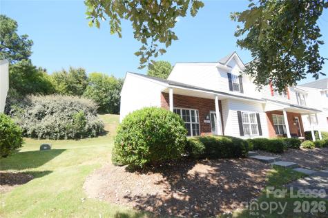 1814 Birch Heights Court Charlotte NC 28213
