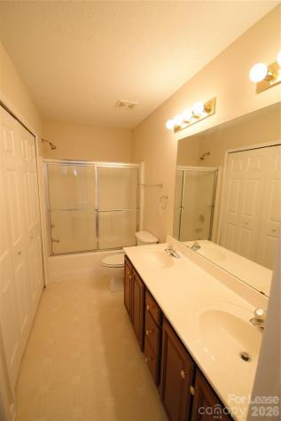 1814 Birch Heights Court Charlotte NC 28213