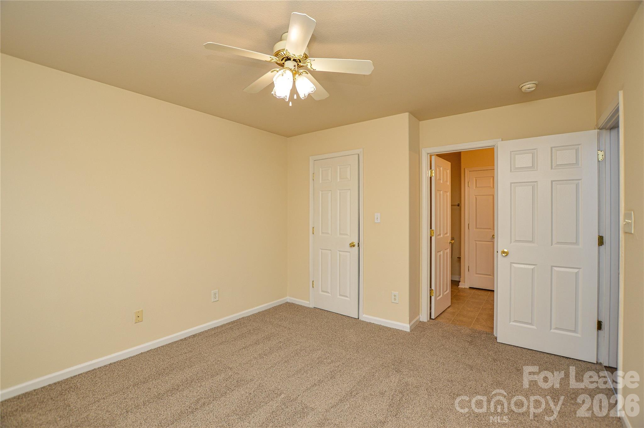 8415 Spirea Court Charlotte NC 28215