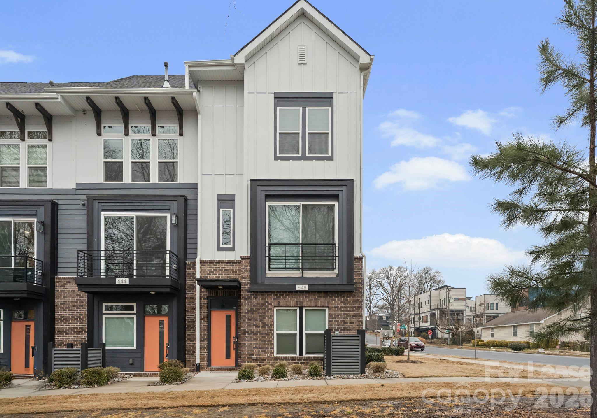 648 W End Drive Charlotte NC 28208