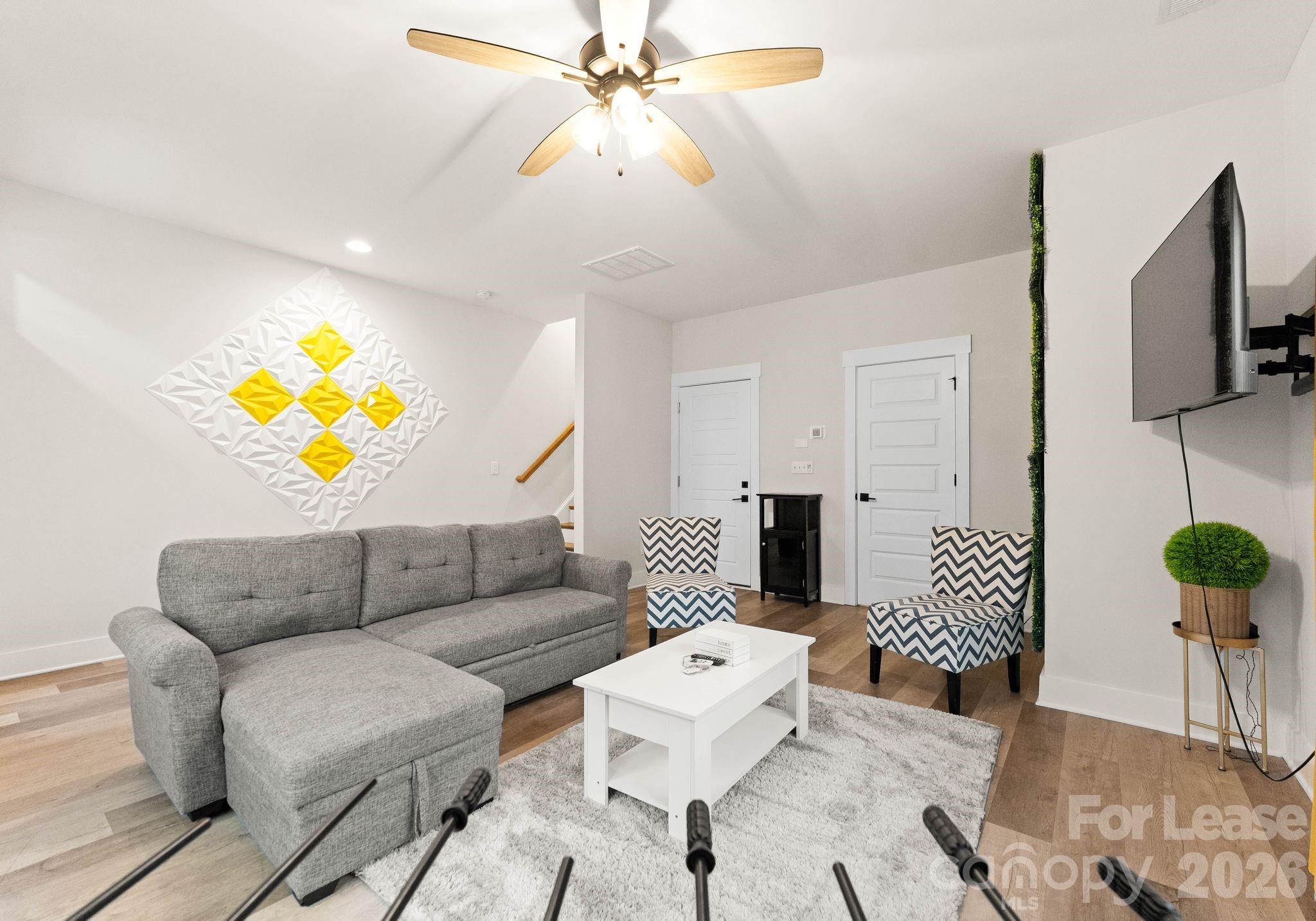 648 W End Drive Charlotte NC 28208
