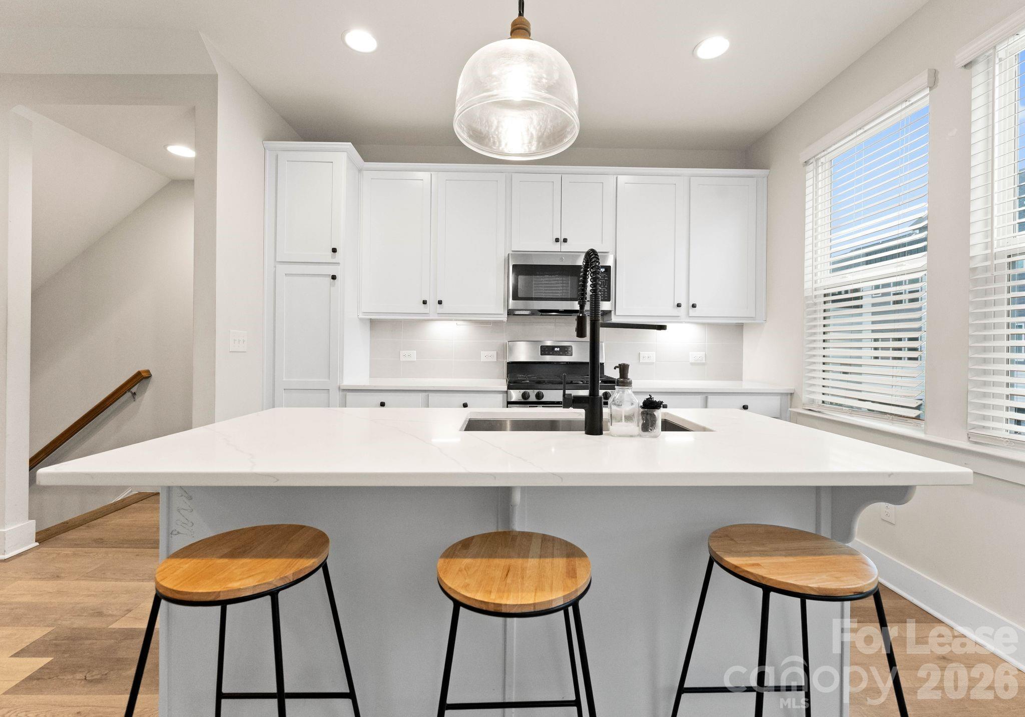 648 W End Drive Charlotte NC 28208