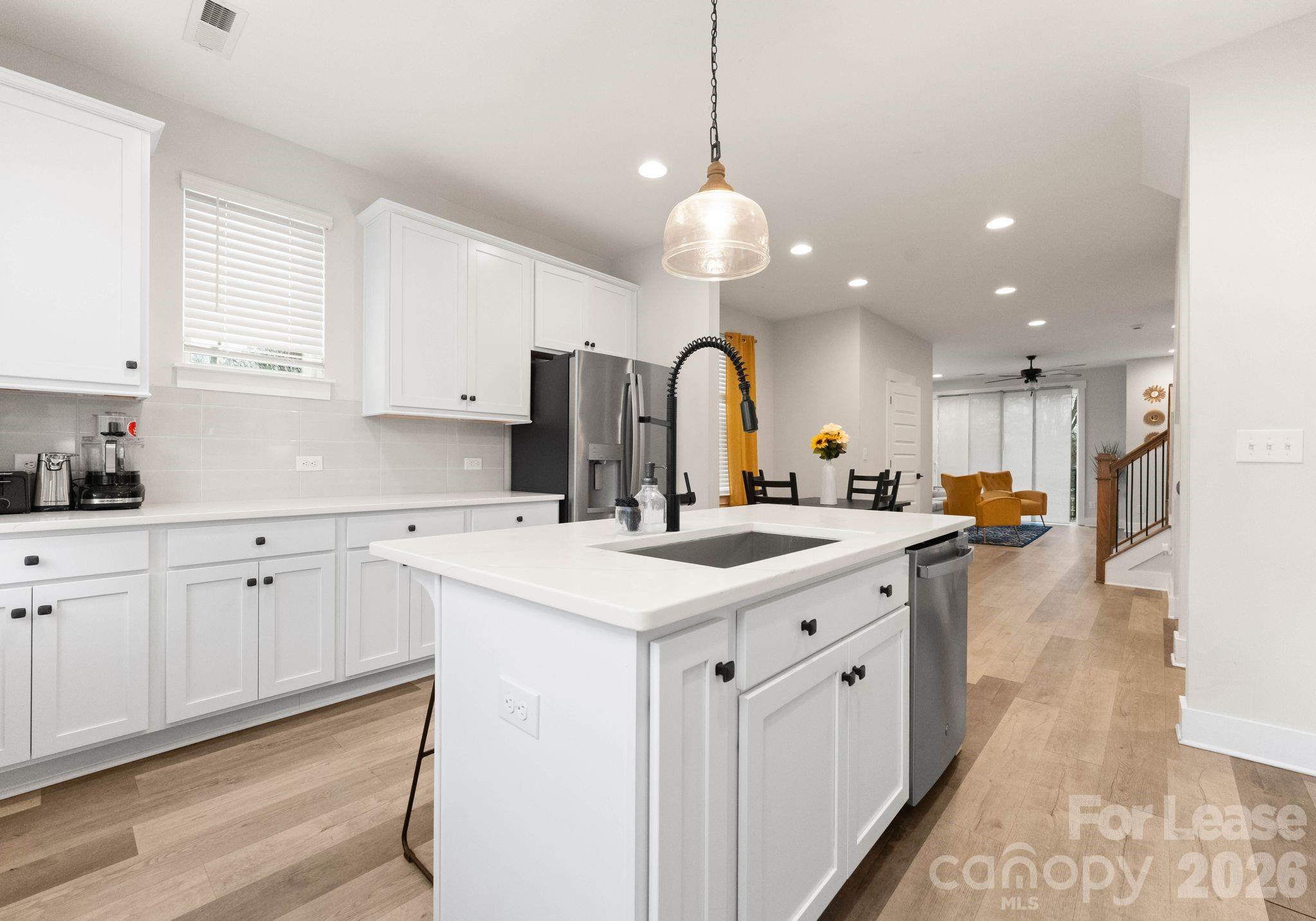 648 W End Drive Charlotte NC 28208