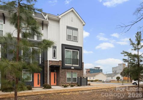 648 W End Drive Charlotte NC 28208