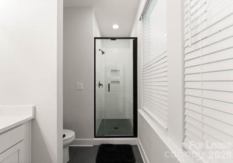 648 W End Drive Charlotte NC 28208