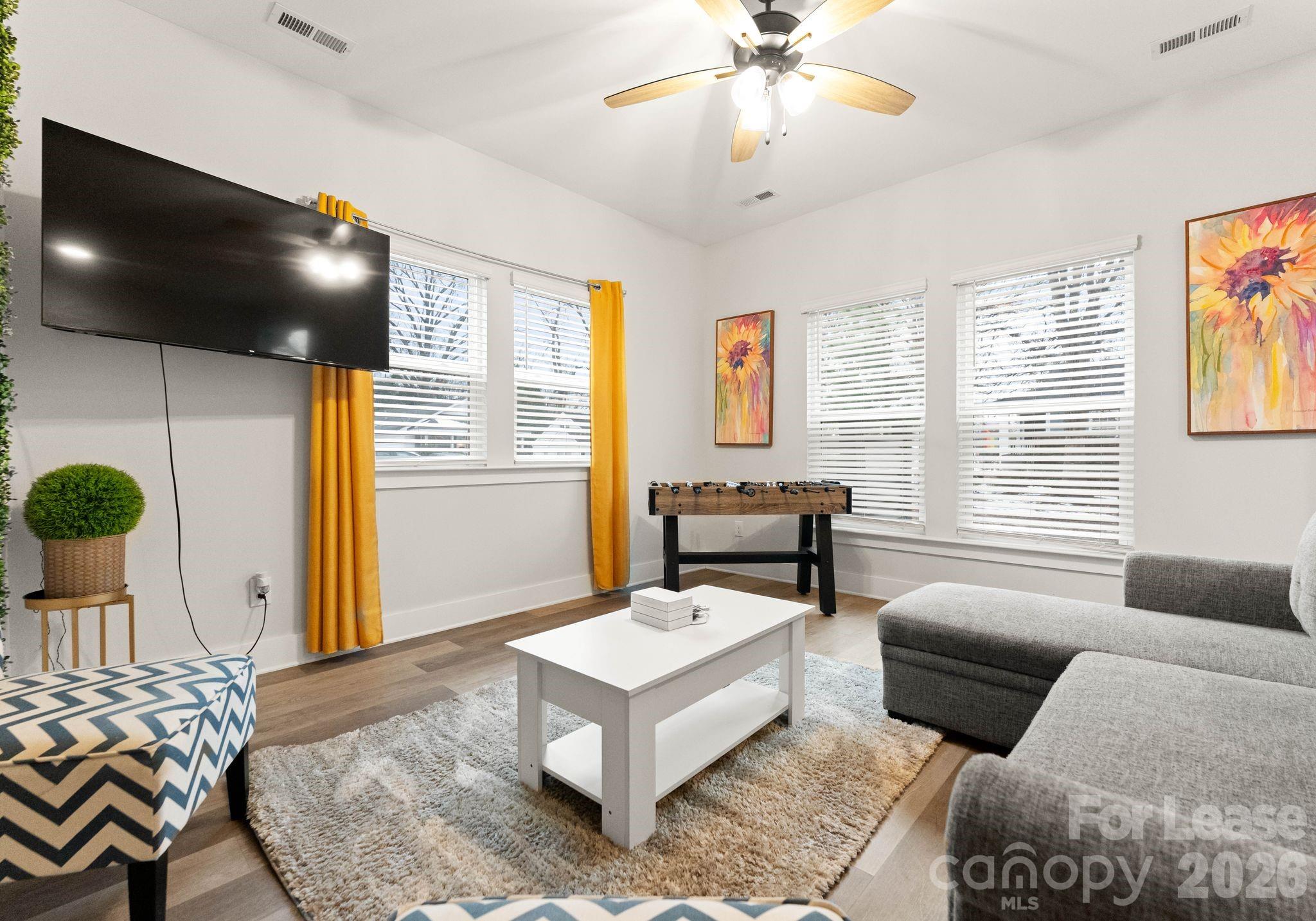 648 W End Drive Charlotte NC 28208