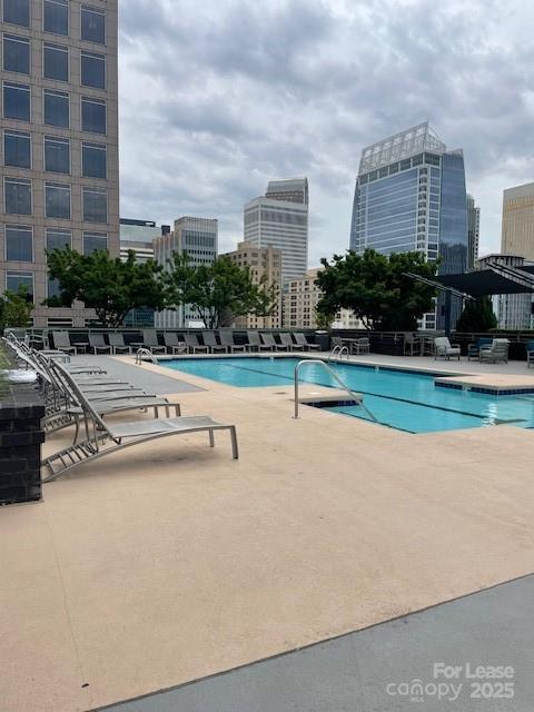 333 W Trade Street Charlotte NC 28202