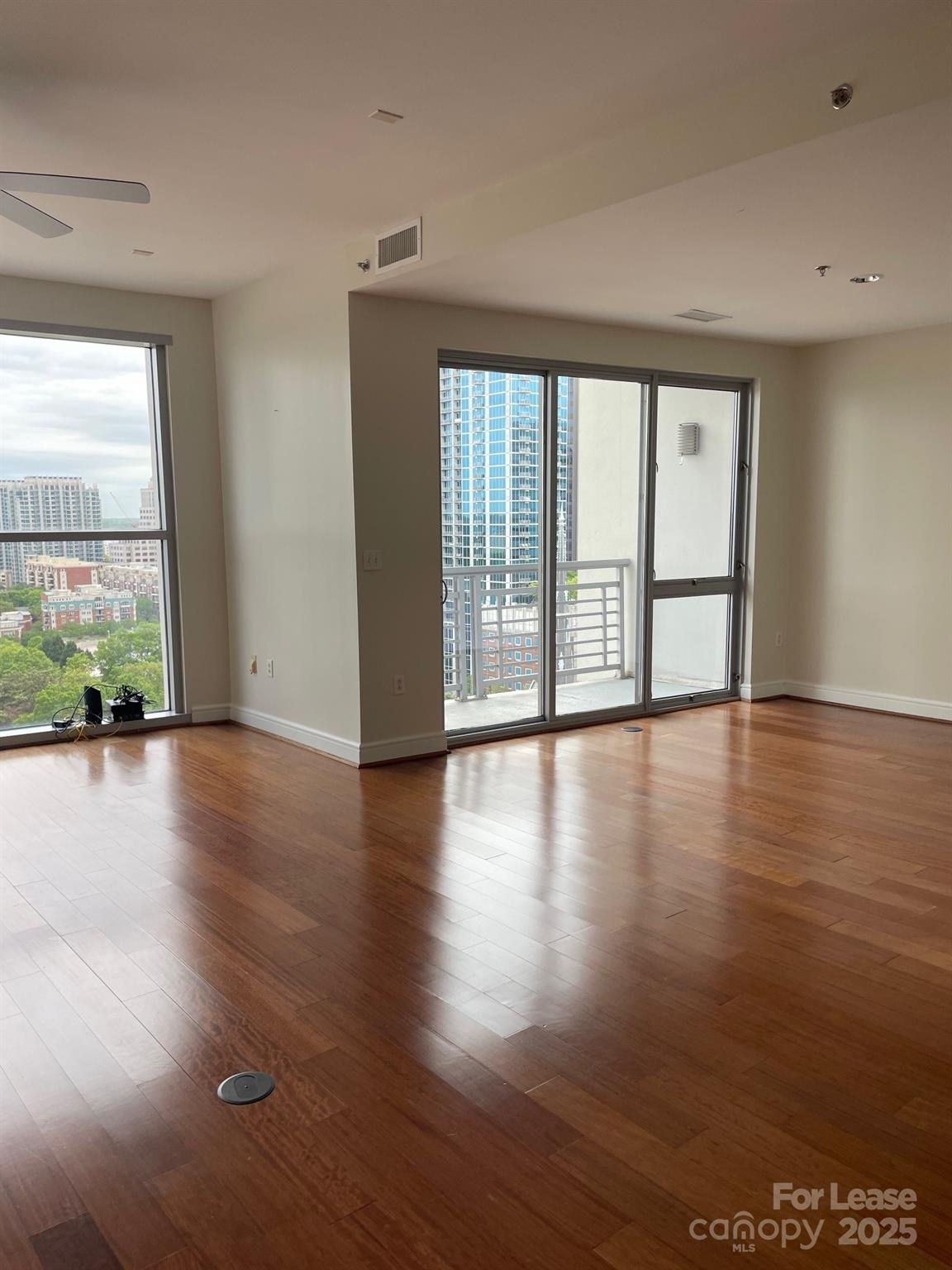 333 W Trade Street Charlotte NC 28202