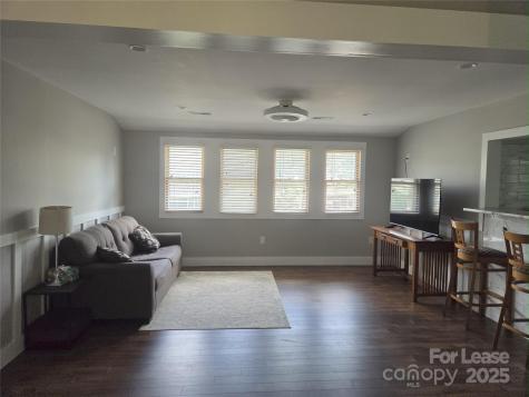 238 S Main Street Davidson NC 28036