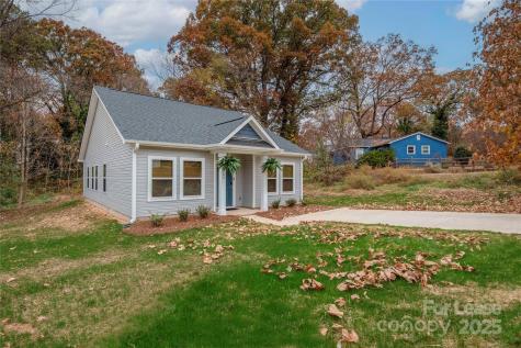 107 Robinson Street Belmont NC 28012