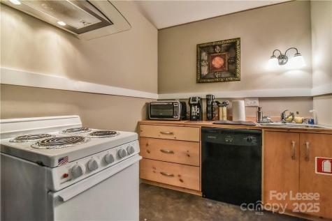 543 College Street Asheville NC 28801