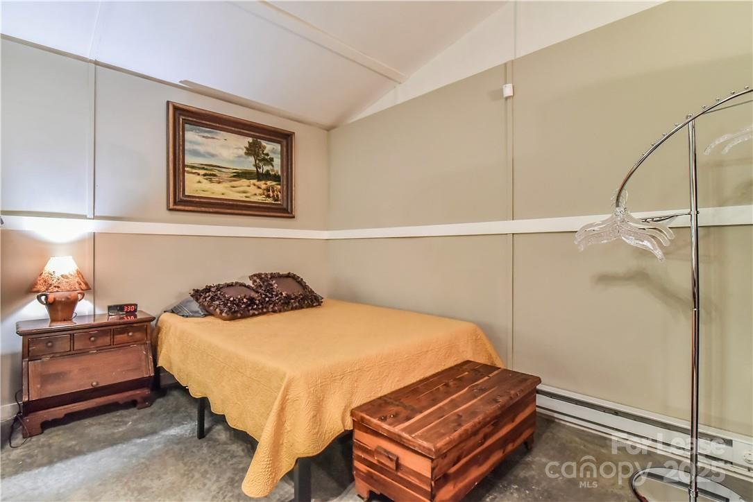 543 College Street Asheville NC 28801