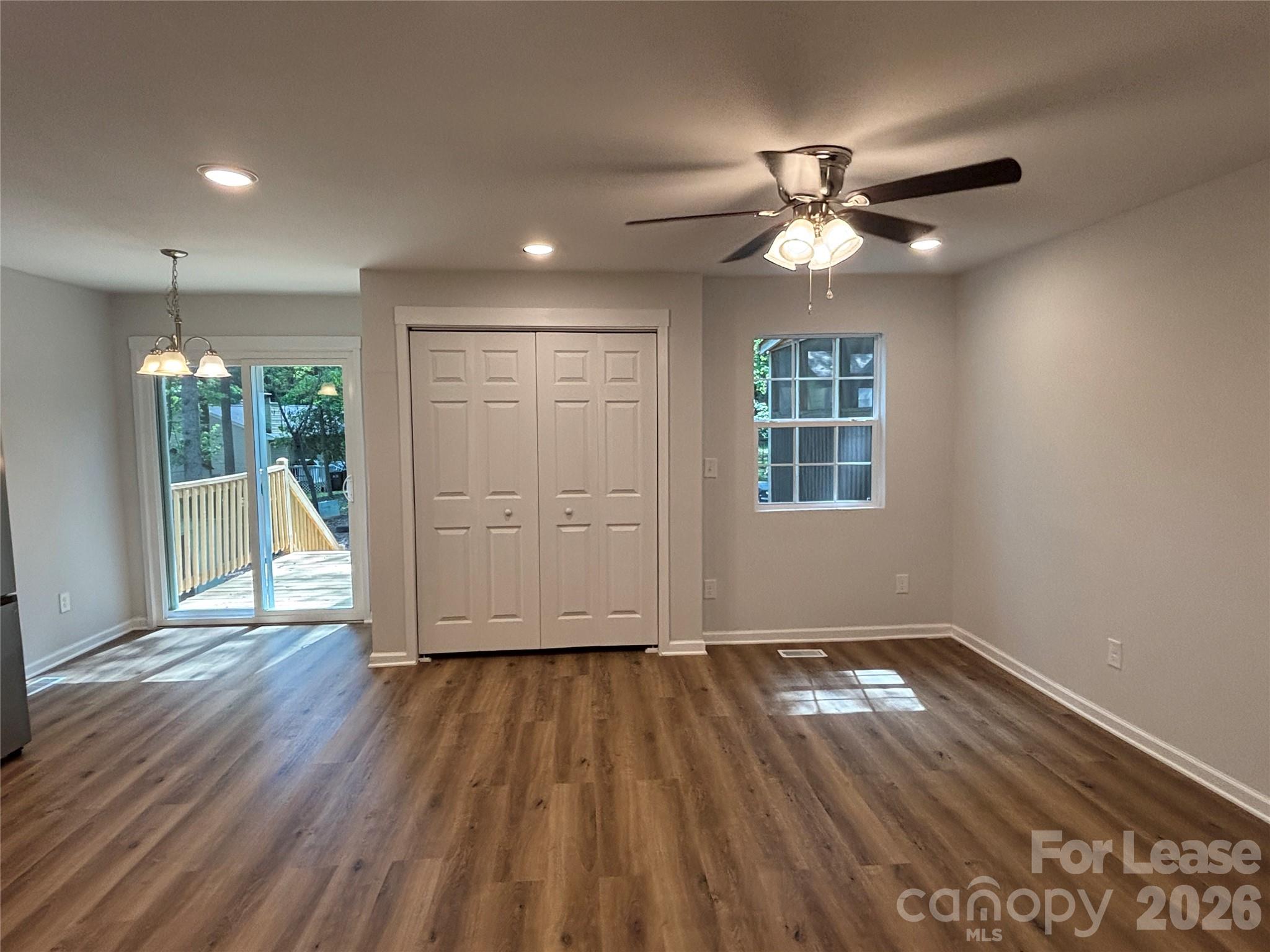 6211 Spanish Oak Road Charlotte NC 28227