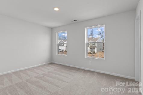 386 Hollingswood Drive Statesville NC 28625